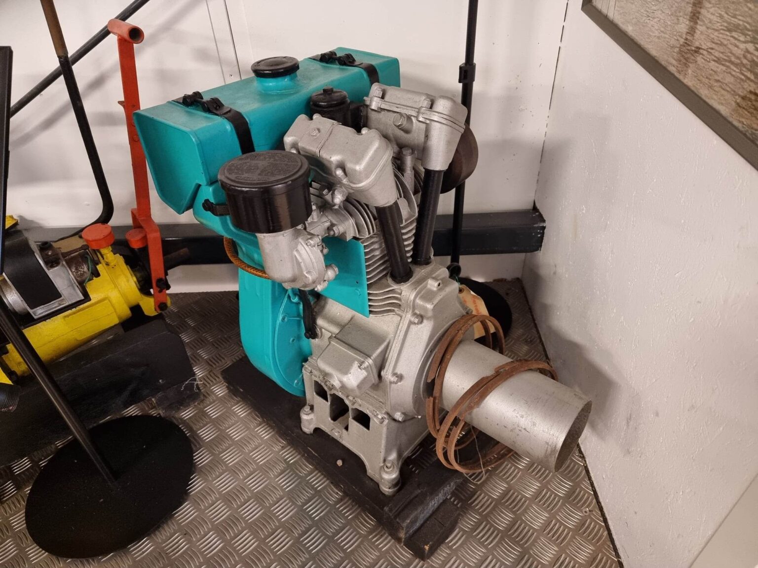 Bernard W112 Maskinrummet Skagen