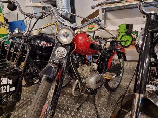 Derby, knallert, motorsamling