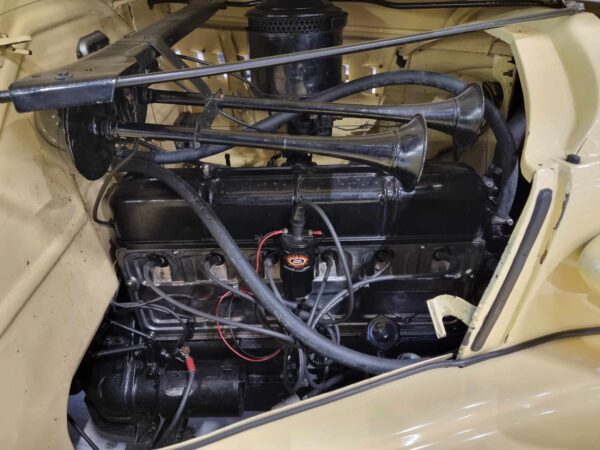 Chevrolet - Master Deluxe - Image 2