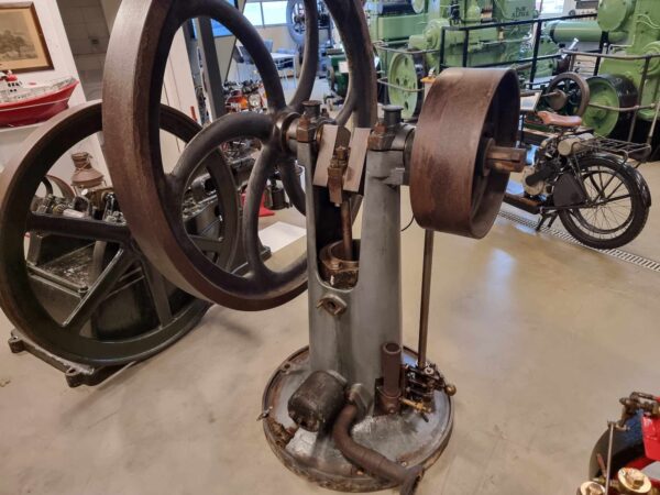 Crossley - Inverted 1897 - Image 2