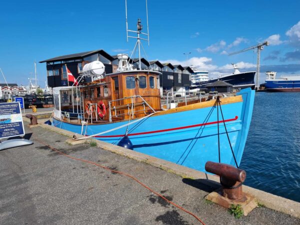 Postbåden TUNØ, havnerundfart i Skagen