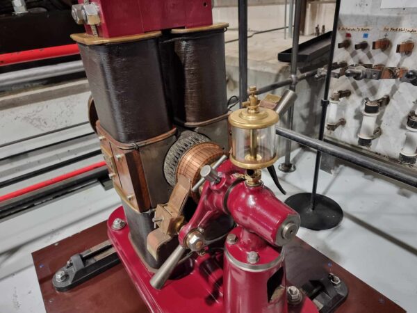 Crompton - Dynamo - Image 2